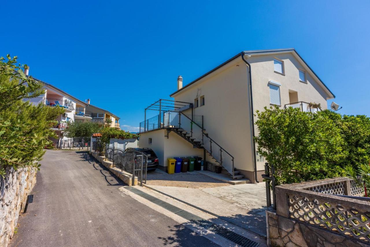 Apartments Star By The Sea Čižići Exteriör bild